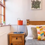 Hummingbird Maisonette By Prescott