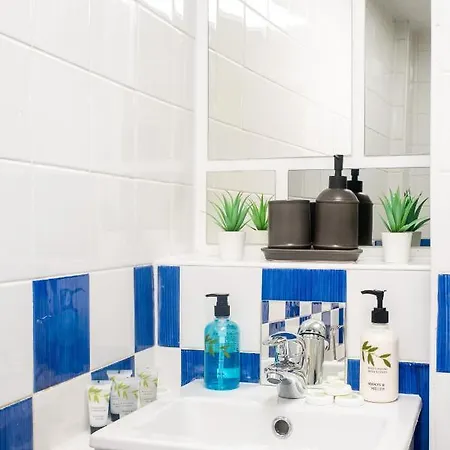 Hummingbird Maisonette By Prescott Appartement