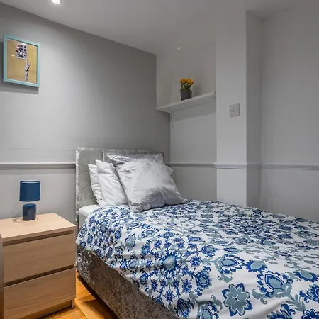 Hummingbird Maisonette By Prescott Appartement