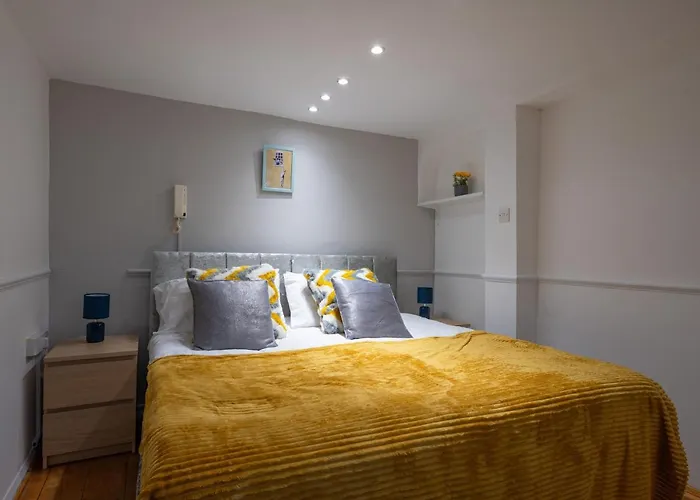 Hummingbird Maisonette By Prescott Appartamento Bristol