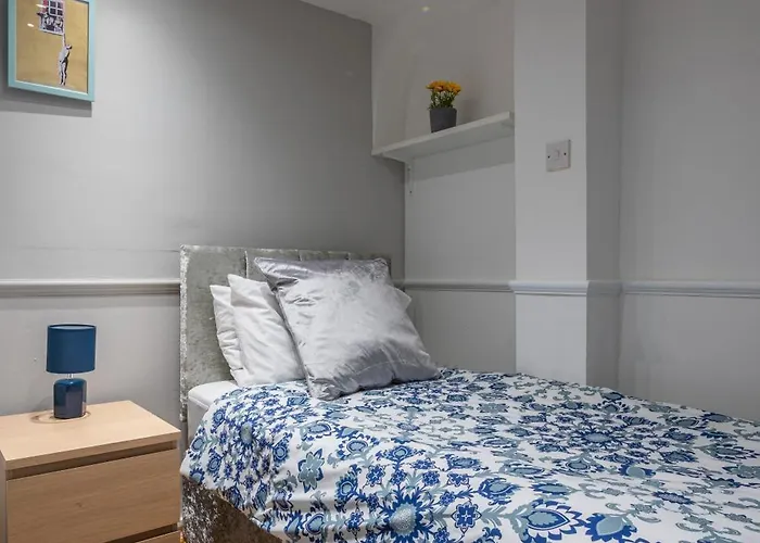 Hummingbird Maisonette By Prescott Appartamento