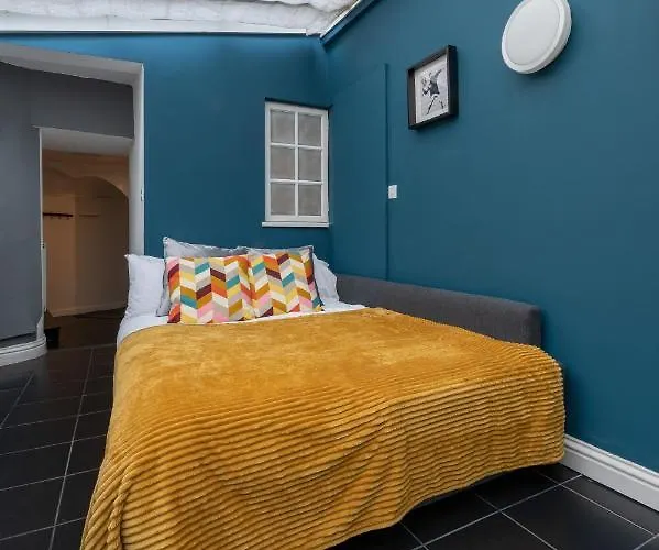 公寓 Hummingbird Maisonette By Prescott 布里斯托