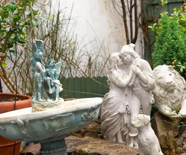 Hummingbird Maisonette By Prescott